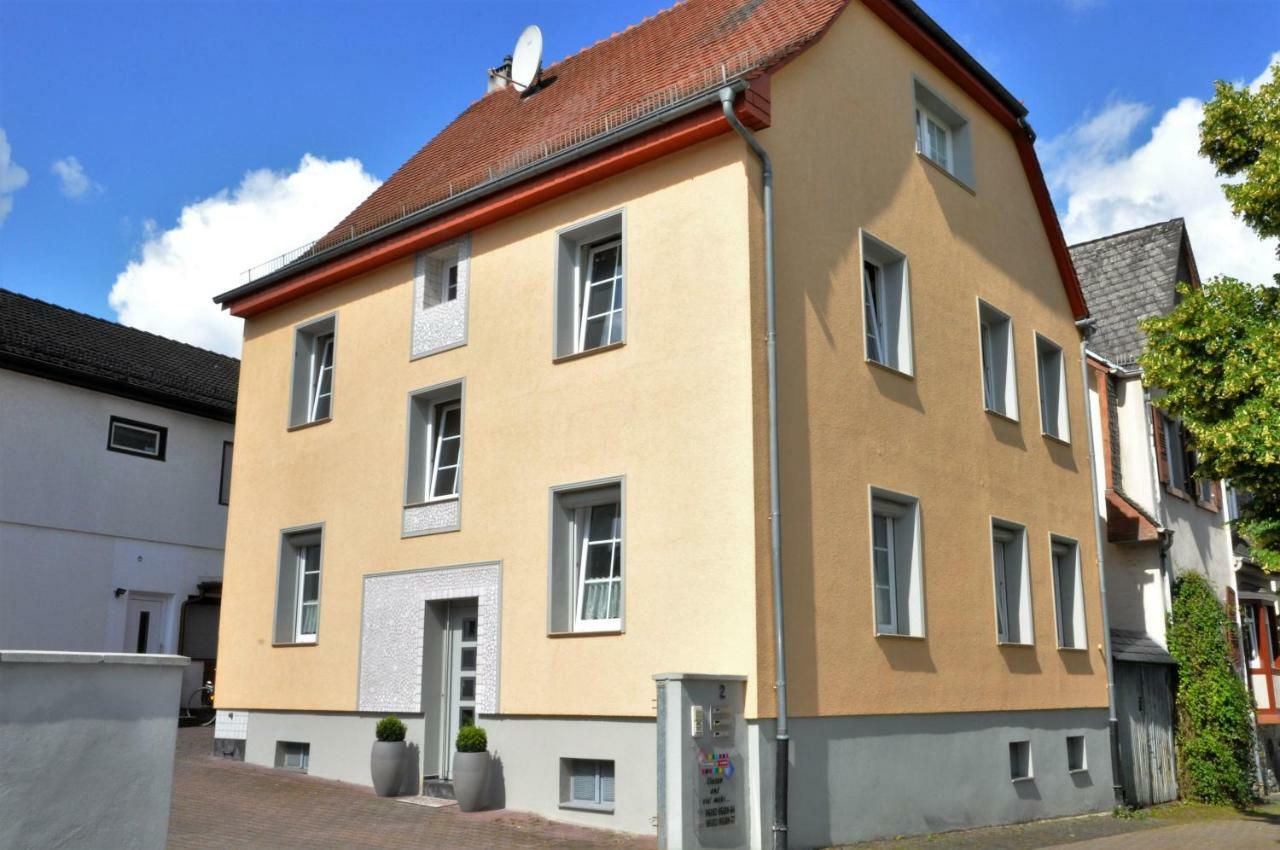 Apartmenthaus Am Zimmerplatz Hofheim am Taunus Extérieur photo