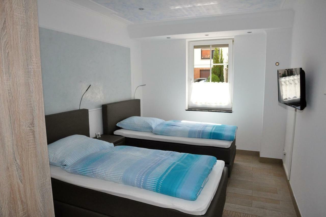 Apartmenthaus Am Zimmerplatz Hofheim am Taunus Extérieur photo